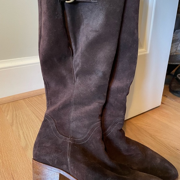 Gorgeous Italeau waterproof brown suede boots handmade in Italy - Picture 3 of 5